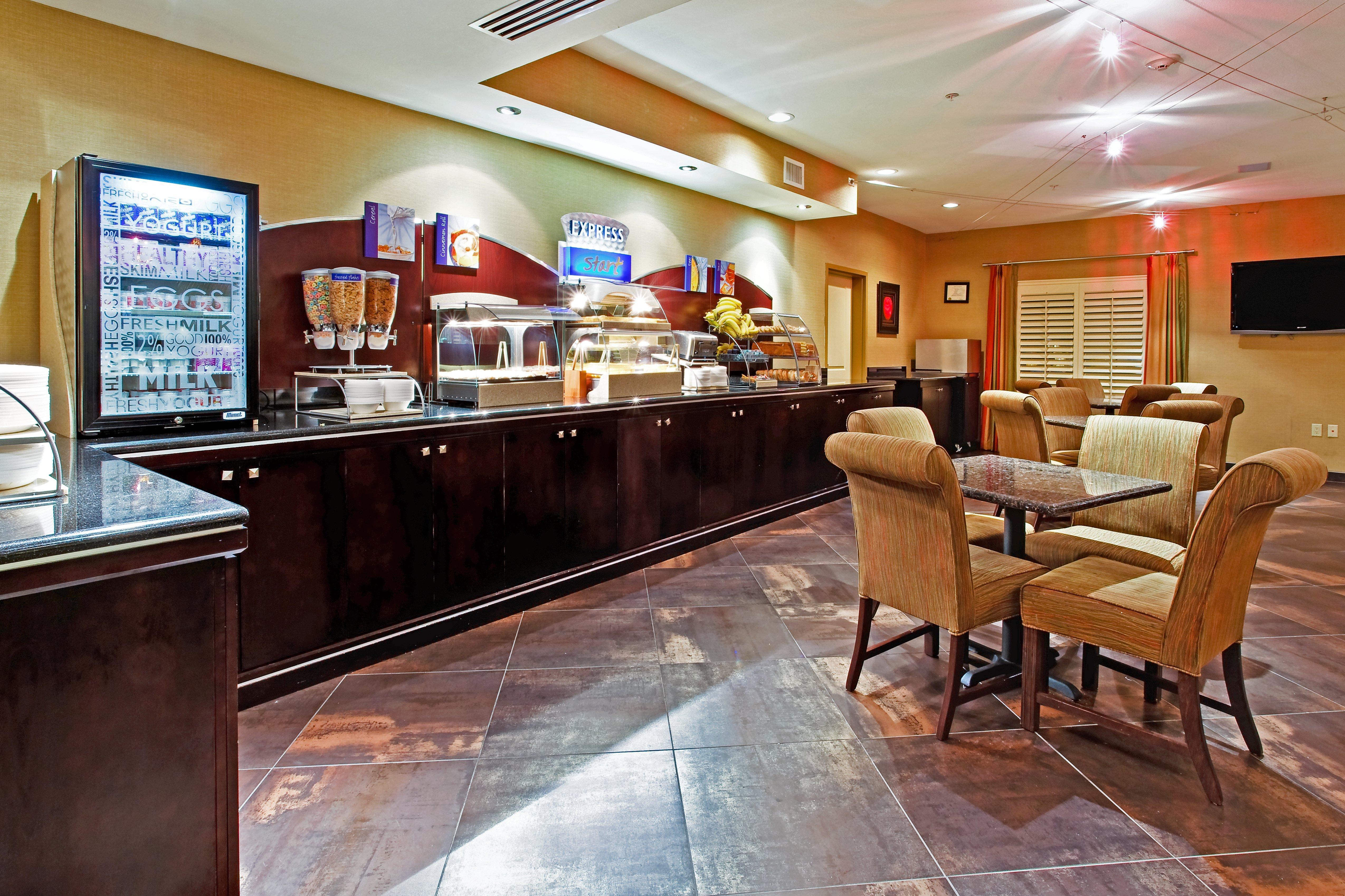 Holiday Inn Express Hotel & Suites Dallas South - Desoto By Ihg Extérieur photo