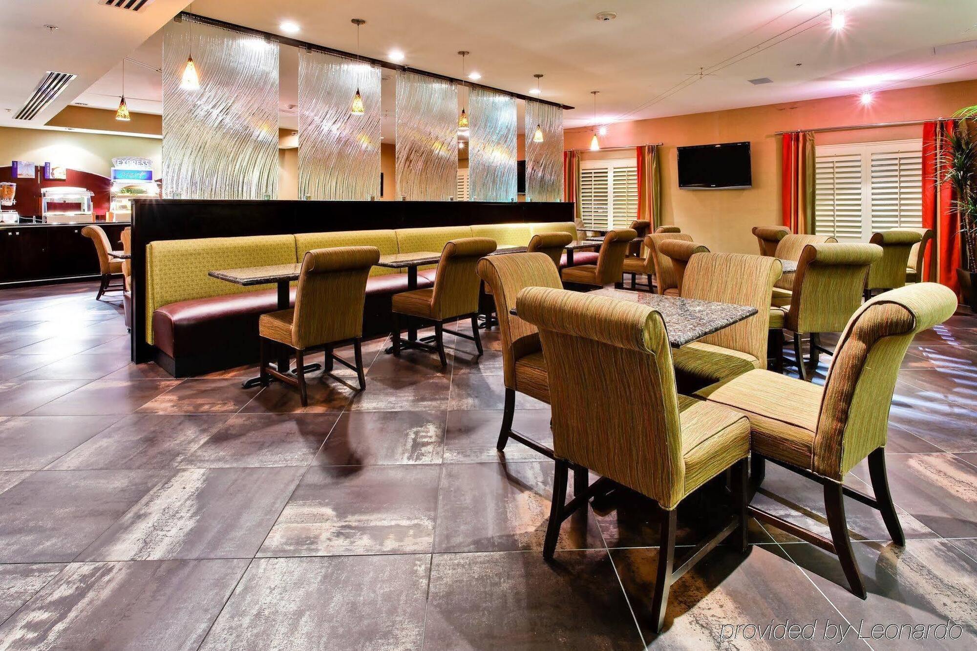 Holiday Inn Express Hotel & Suites Dallas South - Desoto By Ihg Extérieur photo